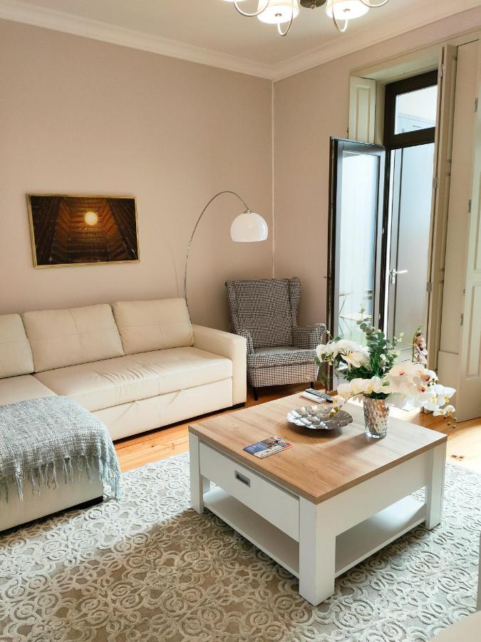 Unique - With Private Patio Apartamento